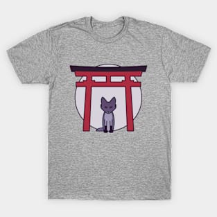 Kitsune - Fox Visits Shrine in Japan T-Shirt